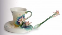 Franz Collection Porzellan Tasse/Untertasse/Löffel Lotus NEU